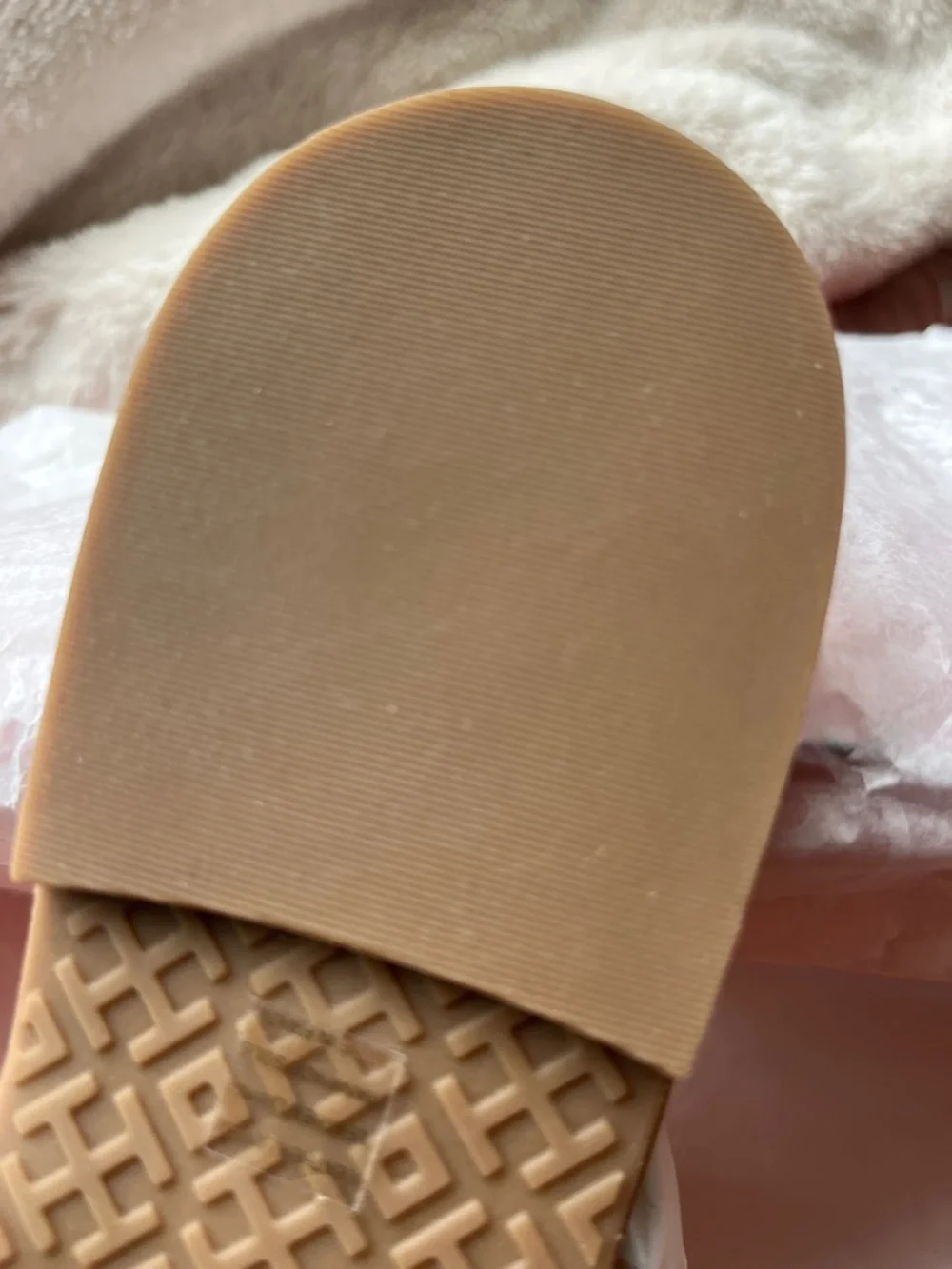 Tory Burch Miller Patent Sandals in Sand NIB - Picture 8 of 13